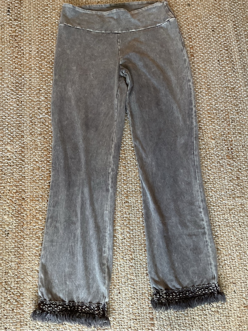 Chatoyant mineral wash brown pull on cotton / spandex med